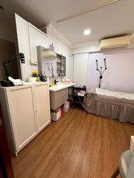Jurong East Avenue 1 (D22), Shop House #560752861